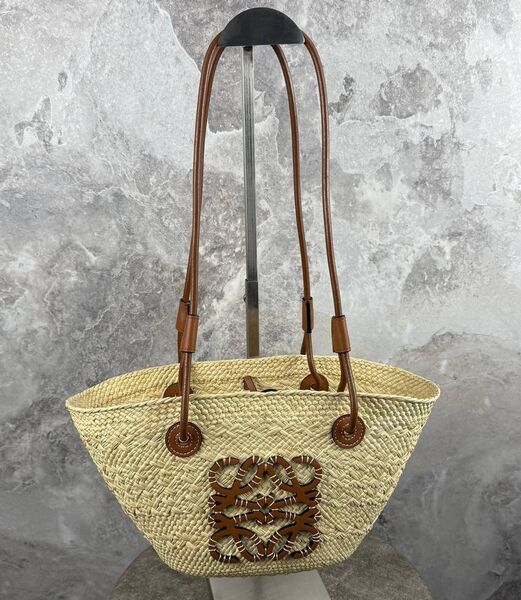 Сумка Loewe женский солома бежевый 187371