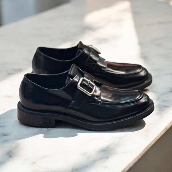 Лоферы Miu Miu женский кожа черный 159847-3