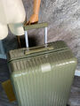 Чемодан Rimowa женский болотный 175101-5