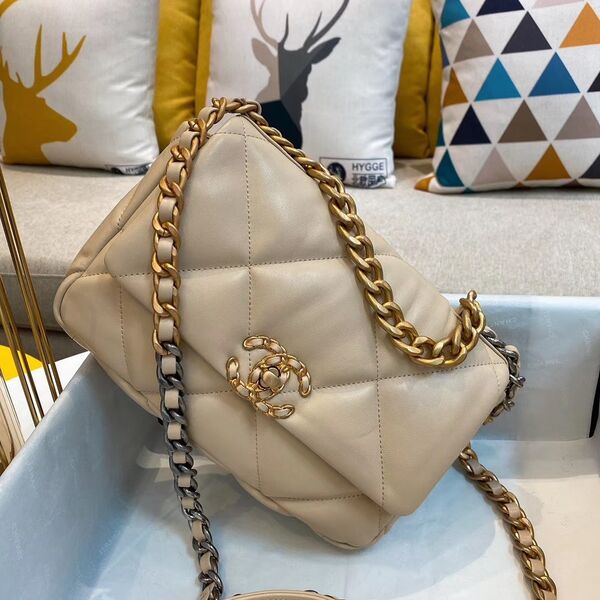 Сумка Chanel (26 см) женский кожа бежевый 73545-2