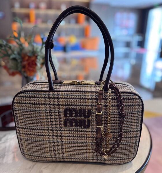 Сумка Miu Miu женский кожа 165498