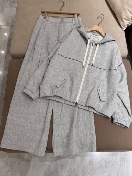 Костюм Brunello Cucinelli женский графитовый 194286-2