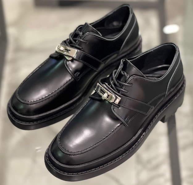 Дерби Hermès женский кожа черный 16349