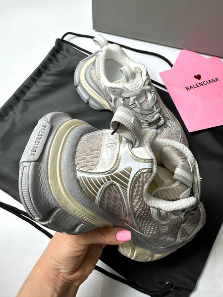 Кроссовки Balenciaga женский кожа графитовый 112077-4