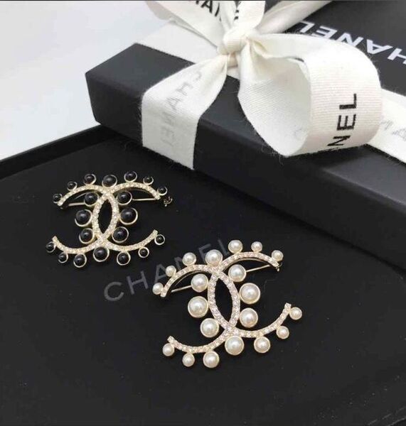 Брошь Chanel бронзовый 10381-2
