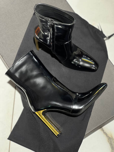 Ботильоны Saint Laurent женский кожа черный 129579-6