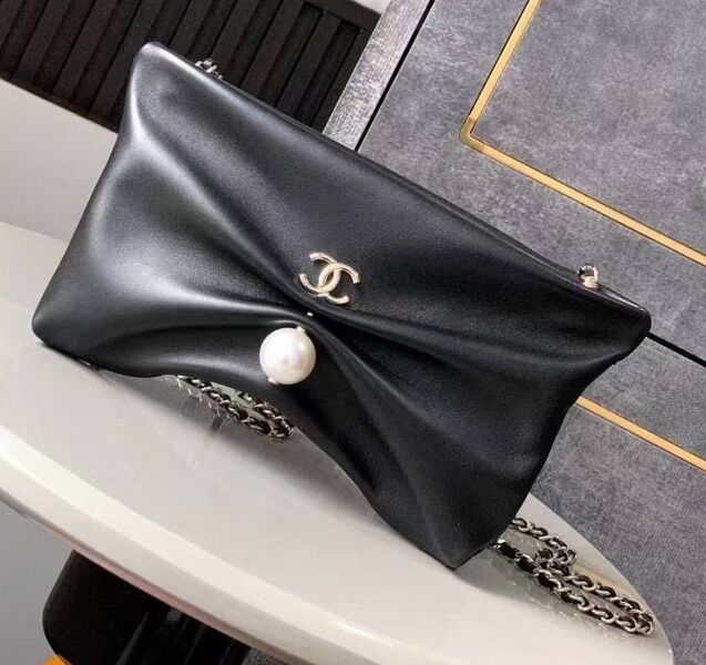 Сумка Chanel женский кожа черный 187971
