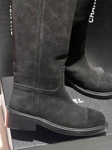 Сапоги Chanel женский замша черный 161073-2
