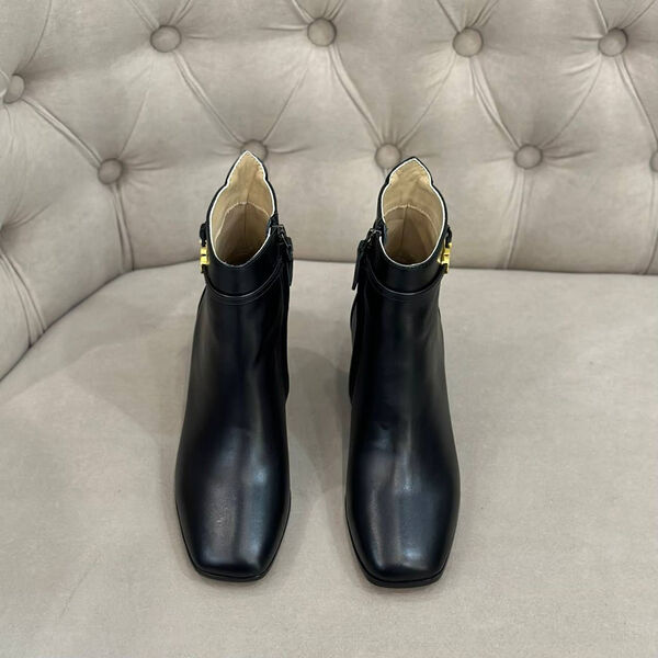Ботильоны Valentino женский кожа черный 134583-3