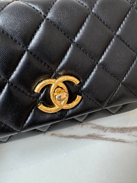Сумка Chanel женский кожа черный 157336-5