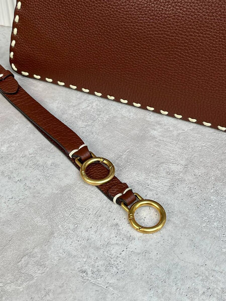 Сумка Fendi Peekaboo женский кожа 147292-3