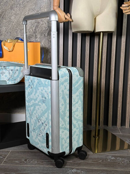 Чемодан Louis Vuitton женский кожа бирюзовый 155446-3