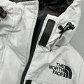 Детская куртка The North Face белый 165592-3