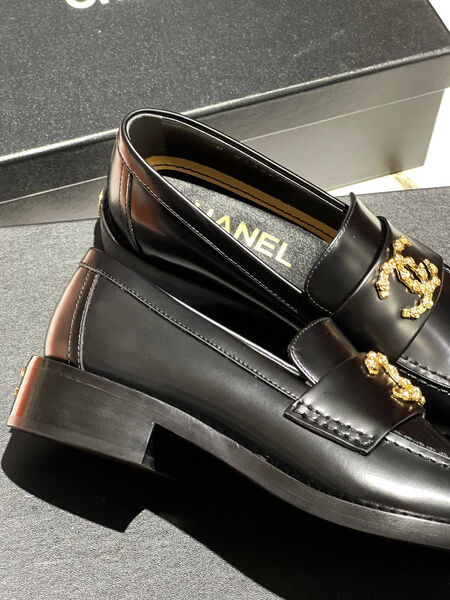 Лоферы Chanel женский кожа черный 158387-4