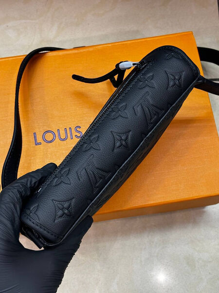 Мужская сумка мессенджер Louis Vuitton мужской кожа черный 169138-3