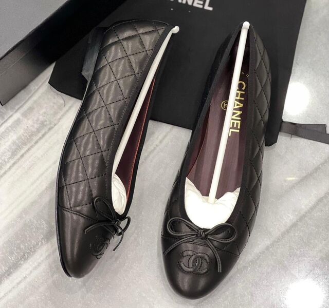 Балетки Chanel женский кожа черный 121600