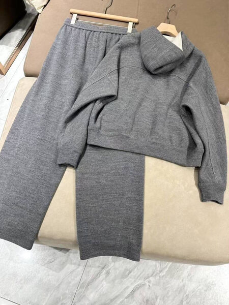 Костюм Brunello Cucinelli женский графитовый 200867-3