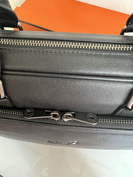 Мужской портфель Montblanc мужской кожа черный 149900-4