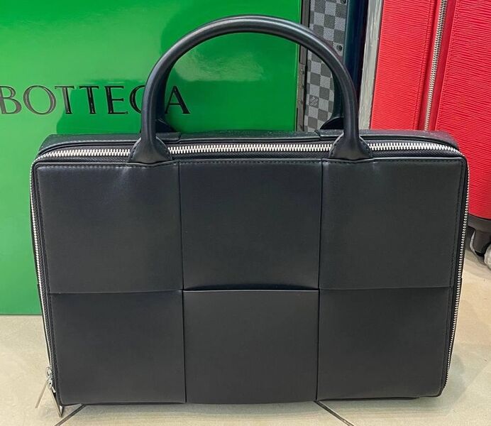 Мужской портфель Bottega Veneta мужской кожа черный 120671