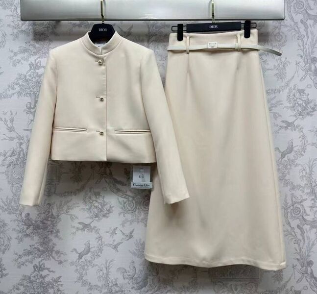 Костюм Christian Dior женский белый 143459