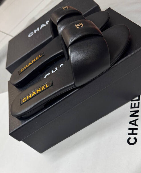 Шлепки Chanel женский кожа черный 195145-2