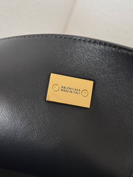 Сумка Balenciaga женский кожа черный 158402-6