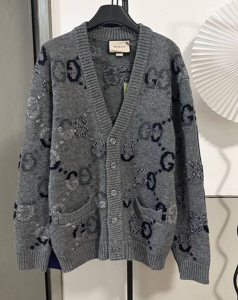 Кардиган Gucci женский вязаная ткань графитовый 166329