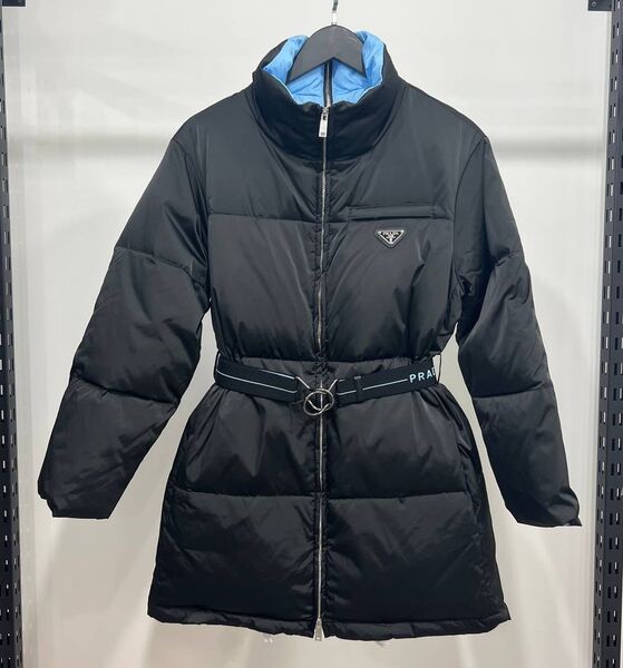 Пуховик Prada женский черный 125840