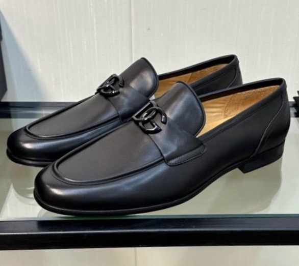 Мужские лоферы Dolce & Gabbana мужской кожа черный 143201