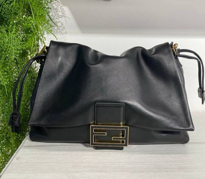Сумка Fendi Mamma Baguette женский кожа черный 186385-2