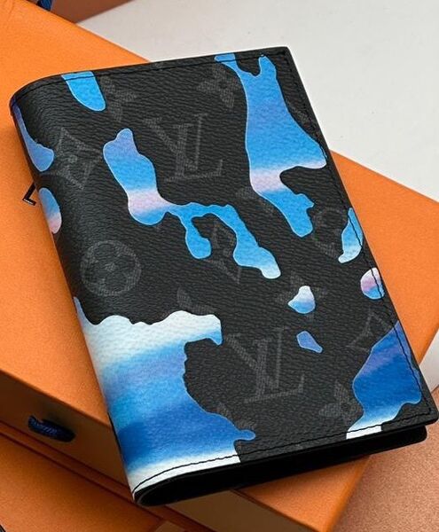 Мужская обложка на паспорт Louis Vuitton мужской кожа синий 111014