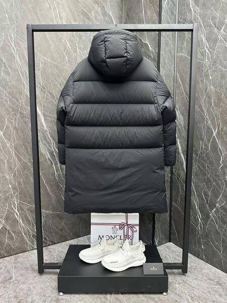 Мужской пуховик Moncler мужской черный 200587-6