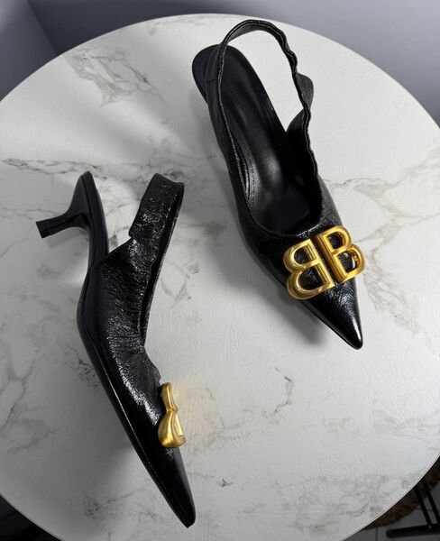 Туфли Balenciaga женский кожа черный 188540