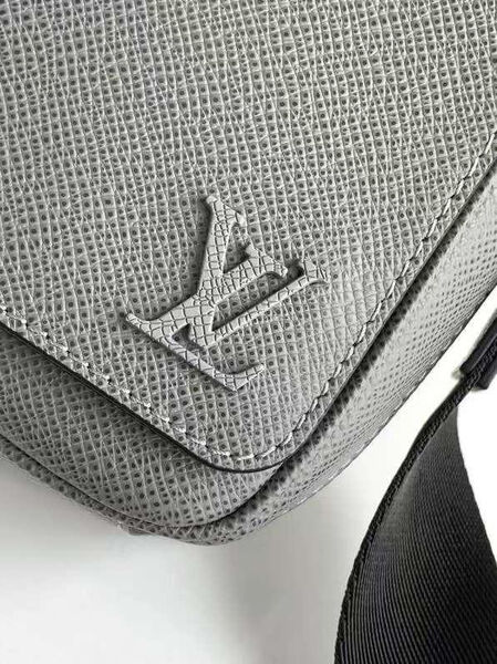 Мужская сумка мессенджер Louis Vuitton мужской кожа графитовый 115314-5