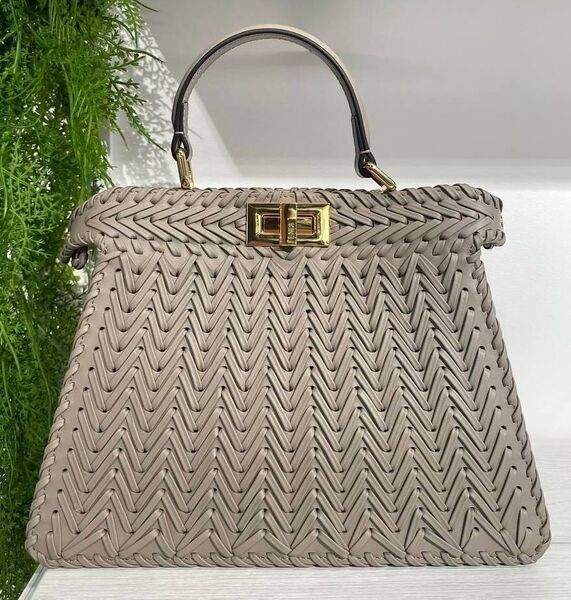 Сумка Fendi Peekaboo женский кожа бежевый 186749