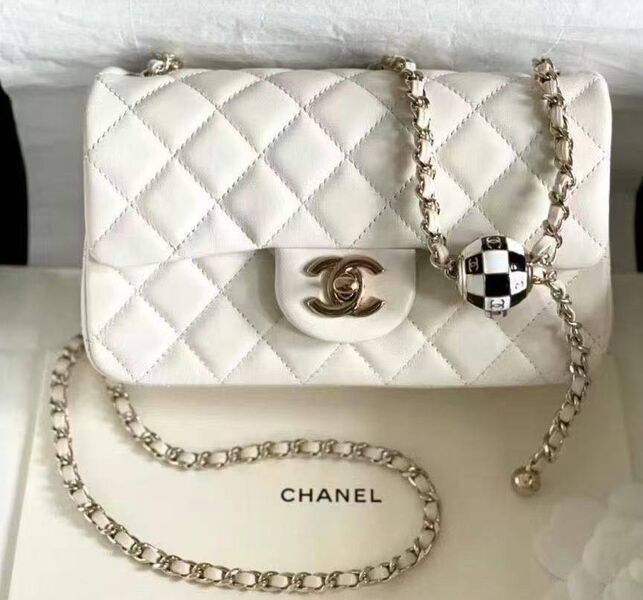 Сумка Chanel женский кожа белый 179247