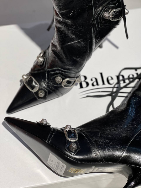 Сапоги Balenciaga женский кожа черный 67048-5