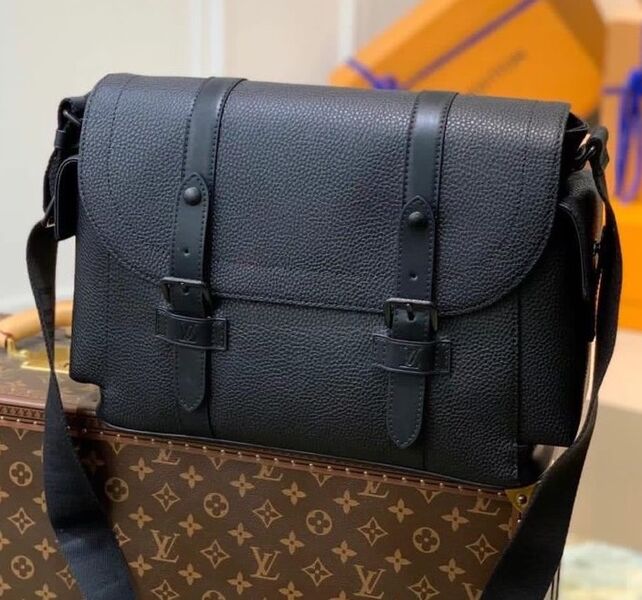 Мужская сумка мессенджер Louis Vuitton мужской кожа черный 42810