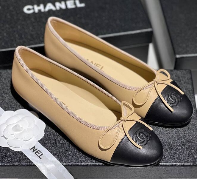 Балетки Chanel женский кожа бежевый 149329