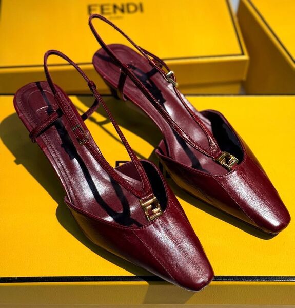 Туфли Fendi женский кожа бордовый 188797