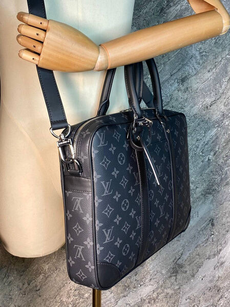 Мужской портфель Louis Vuitton мужской канва черный 135944-3