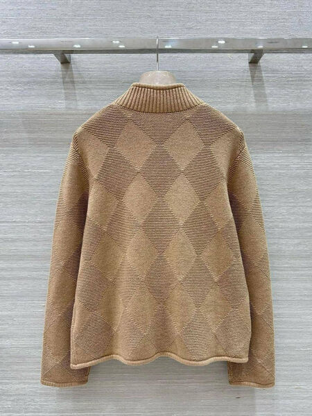 Костюм Loro Piana женский вязаная ткань бежевый 199380-5