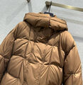 Пуховик Loewe женский 164632-5