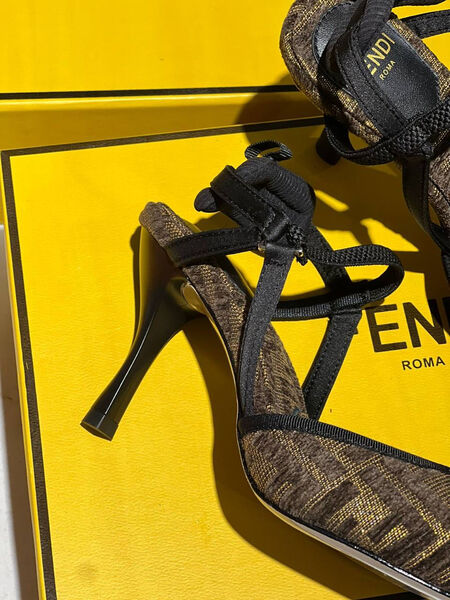 Туфли Fendi женский текстиль 150454-3