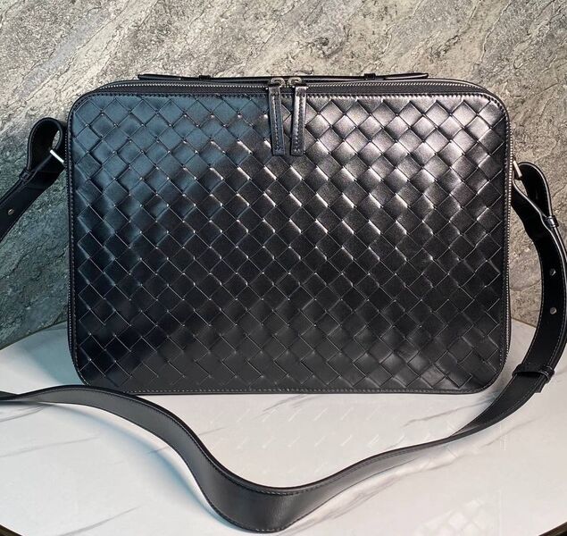 Мужской портфель Bottega Veneta мужской кожа черный 173552