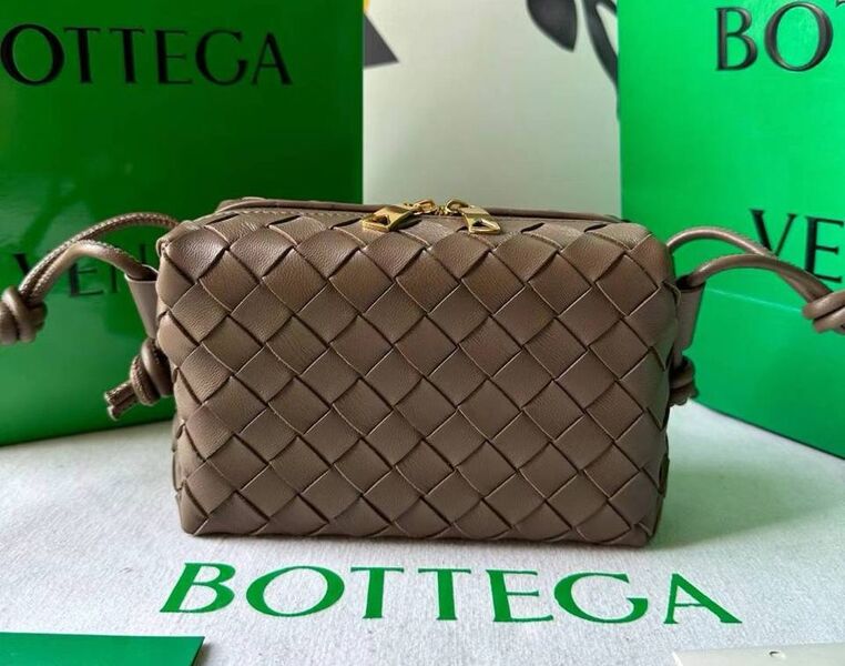 Сумка Bottega Veneta женский кожа 155466