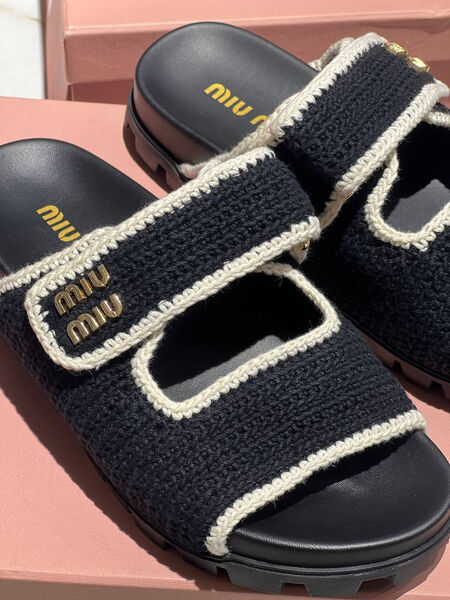 Сандалии Miu Miu женский текстиль черный 152955-2