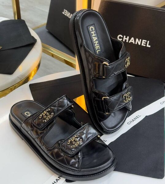 Шлепки Chanel женский кожа черный 184617