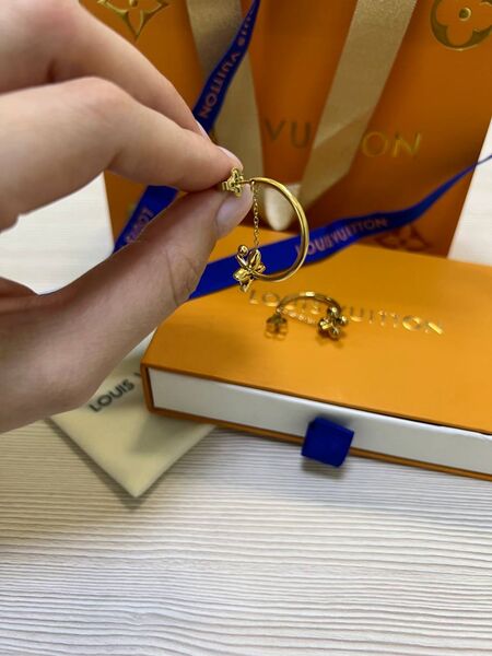 Серьги Louis Vuitton 175532-3