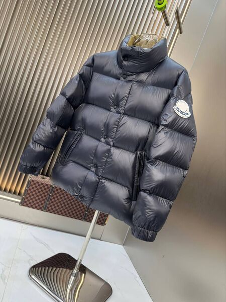 Moncler Tripiti пуховик мужской пух перо черный 2025172